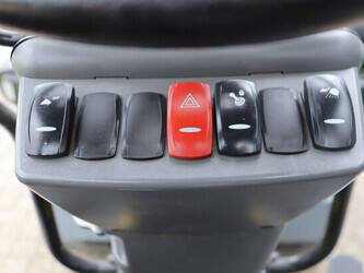 giant-g2200e-48213063