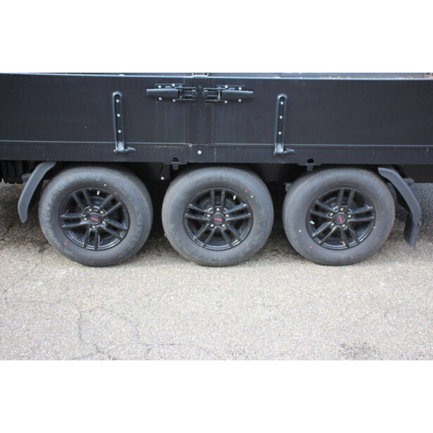 BW Trailers 02T-48213243
