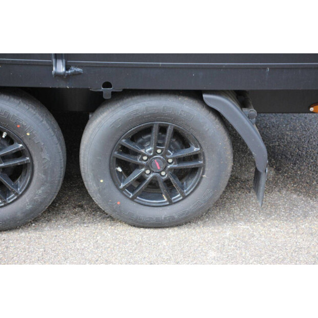 BW Trailers 02T-48213246