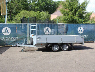 صورة ل مقطورات مسطحة BW Trailers 02T