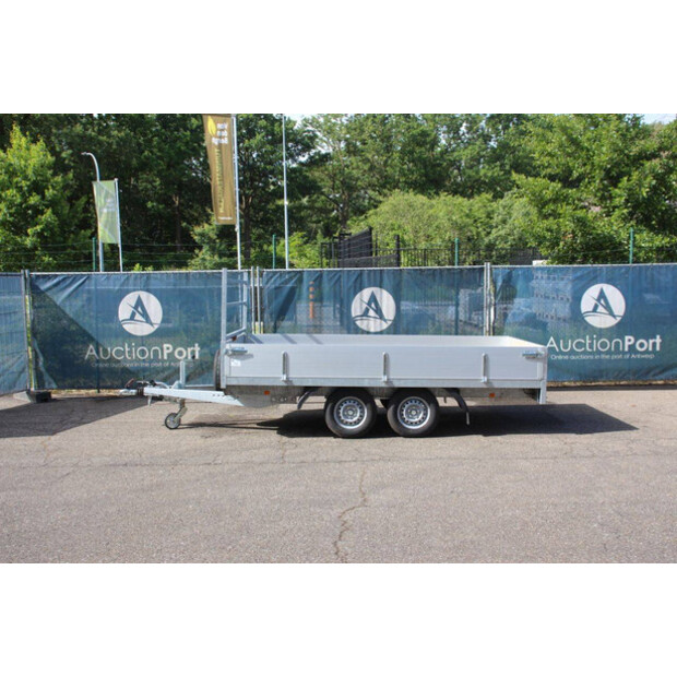 BW Trailers 02T-48213255