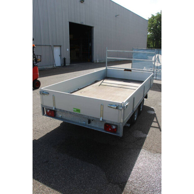 BW Trailers 02T-48213258