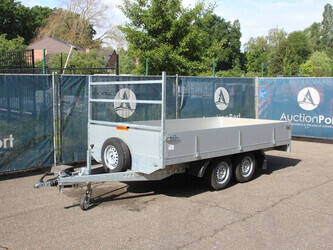 bw-trailers-02t-1468706-48213261