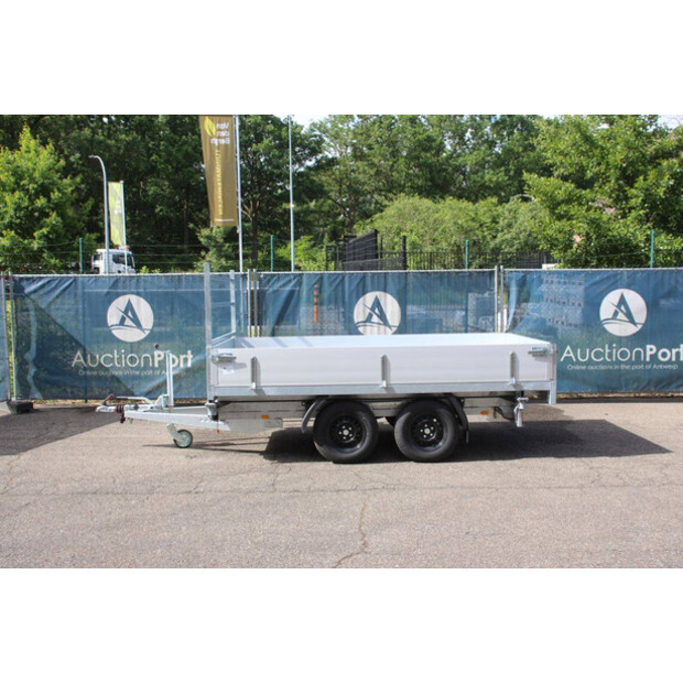 BW Trailers 02T-48213275