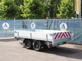 bw-trailers-02t-1468707-48213276