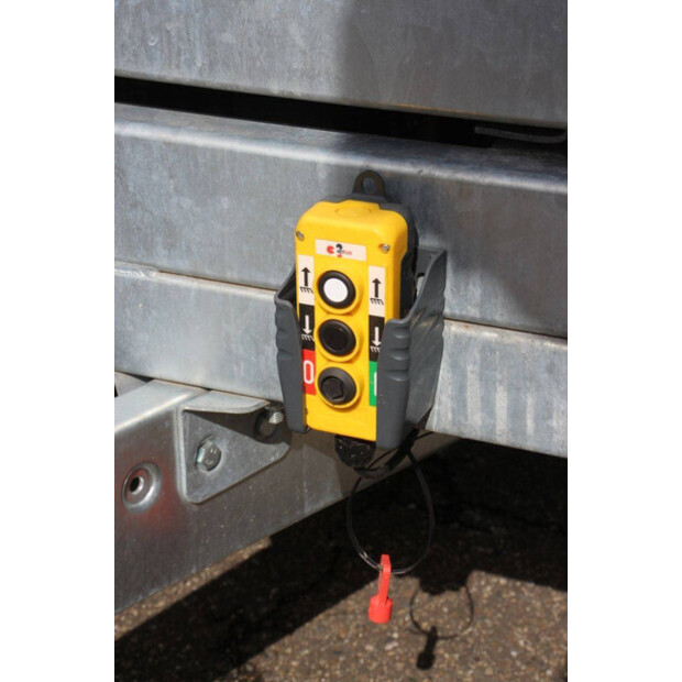 BW Trailers 02T-48213285