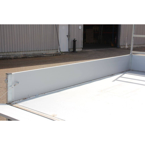 BW Trailers 02T-48213293
