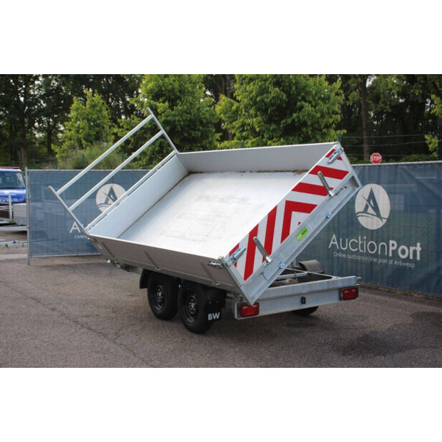 BW Trailers 02T-48213302