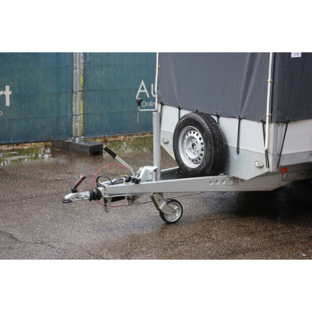 BW Trailers 02T-48213311