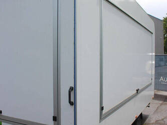 bw-trailers-02t-1468709-48213328