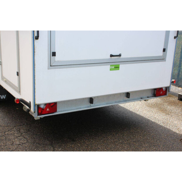 BW Trailers 02T-48213337