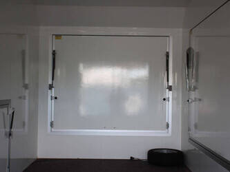 bw-trailers-02t-1468709-48213341