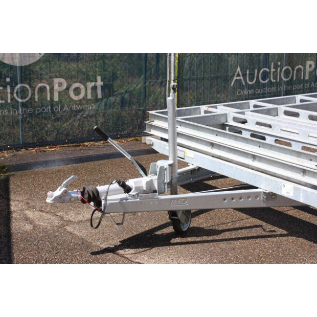 BW Trailers 02T-48213351