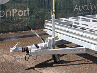 bw-trailers-02t-1468710-48213351
