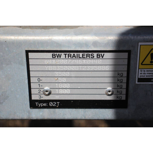 BW Trailers 02T-48213353