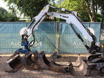 2022-bobcat-e35z-1468714-48213481