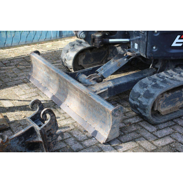 2022 بوبكات E35Z-48213485