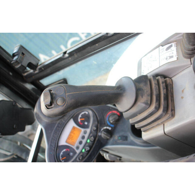 2022 بوبكات E35Z-48213515