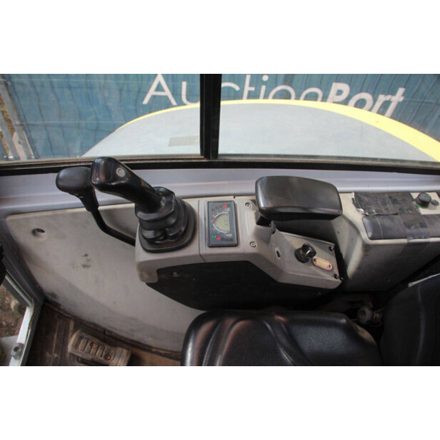 2020 Neuson EZ26-48213555