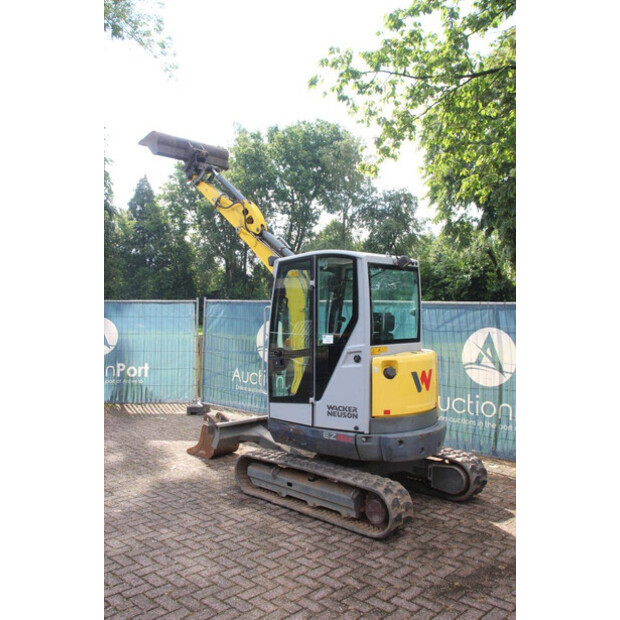 2020 Neuson EZ26-48213562