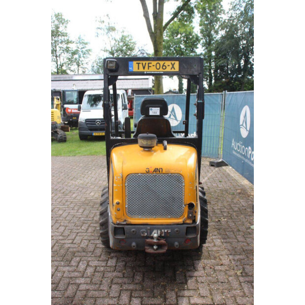 2011 جاينت V452T-48213567