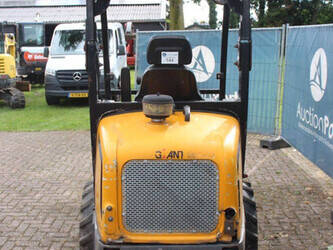2011-giant-v452t-1468716-48213567
