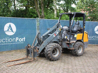 2011-giant-v452t-1468716-48213571