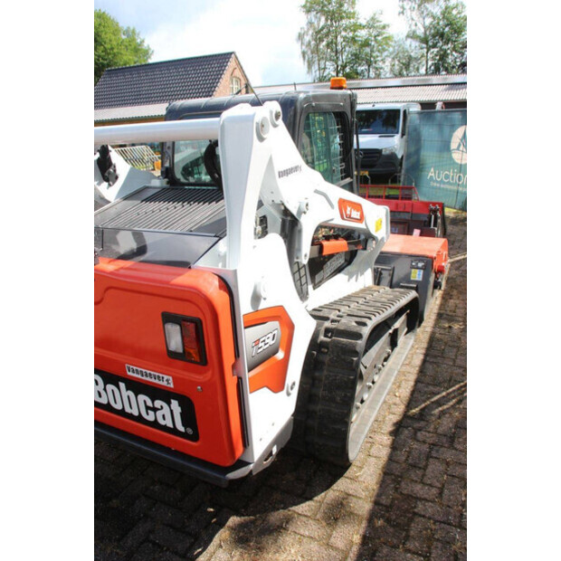 2020 BOBCAT T590-48213629