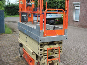 2012-jlg-2630es-1468719-48213670