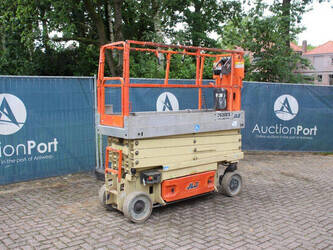 2012-jlg-2630es-1468719-48213672