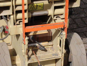 2012-jlg-2630es-1468719-48213685