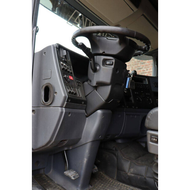 2006 Scania LA6X4/A28-48213908