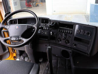 2006-scania-la6x4-a28-48213940