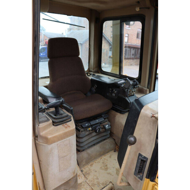 Caterpillar D5M LGP-48213972