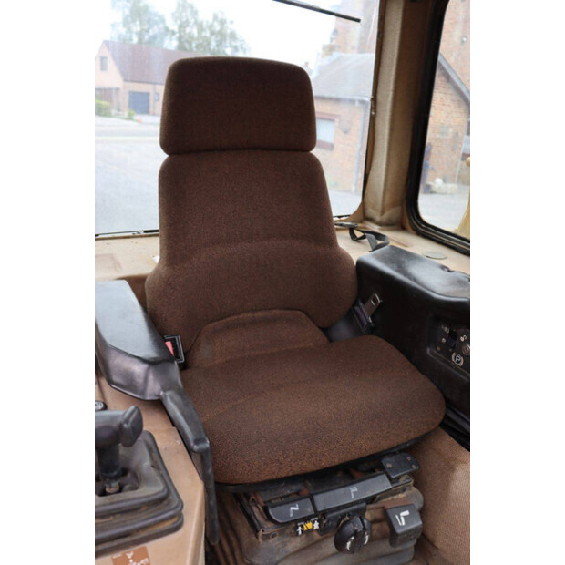 Caterpillar D5M LGP-48213973