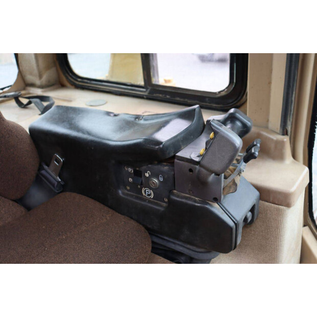 Caterpillar D5M LGP-48213975