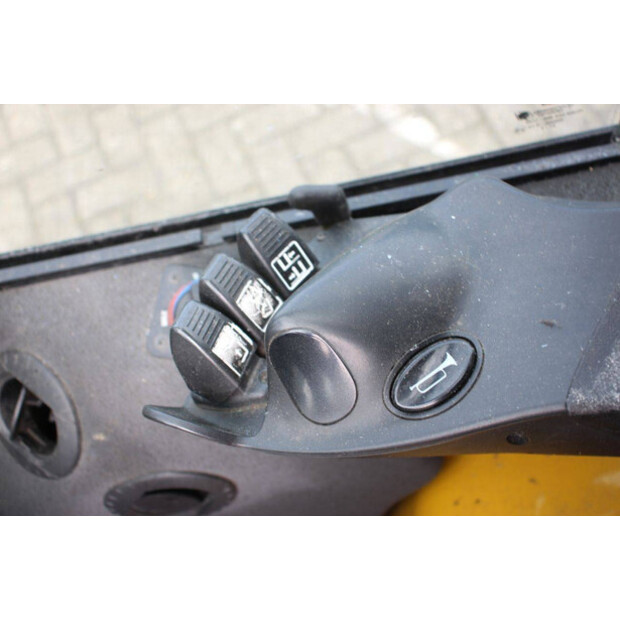 2013 Yale GLP20SVX E2175-48215041