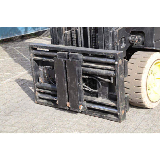 2011 Hyster E4.00XL-48215120