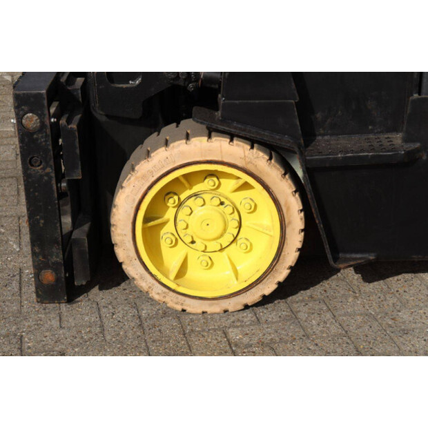 2011 Hyster E4.00XL-48215122