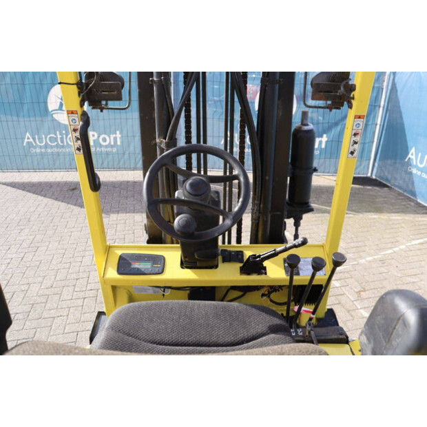 2011 Hyster E4.00XL-48215127