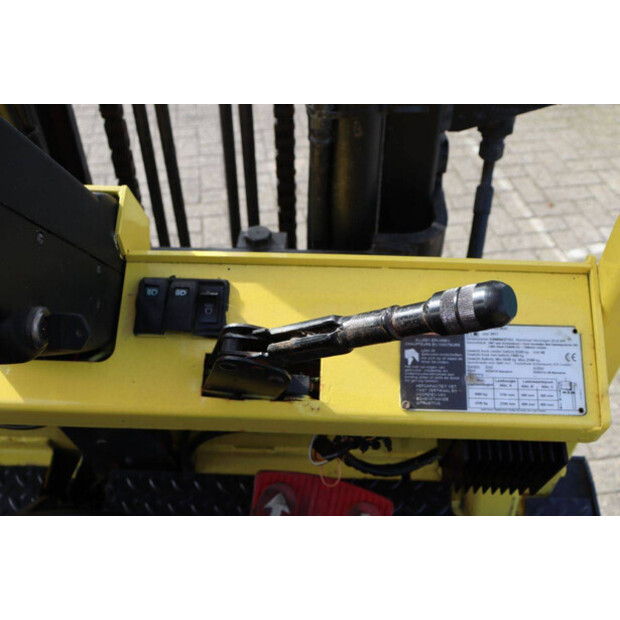 2011 Hyster E4.00XL-48215133