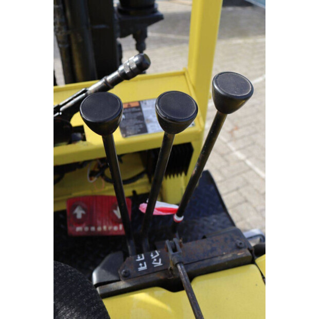 2011 Hyster E4.00XL-48215135