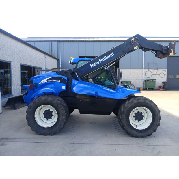 2004 New Holland LM425-48215746