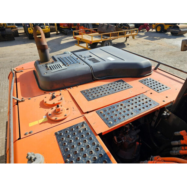 2012 Hitachi ZX290LC-5B-48215805