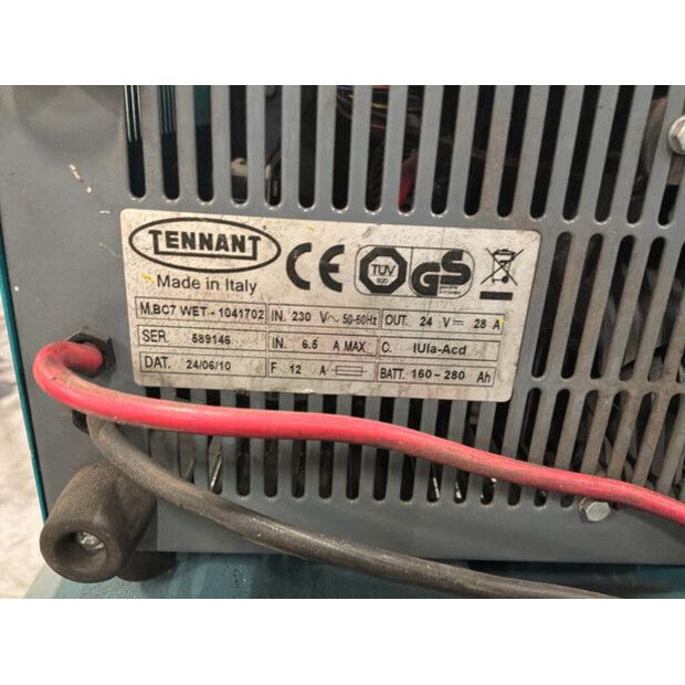 2010 TENNANT M54005063-48215964