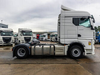 2020-man-tgx-18-470-1468802-48216372