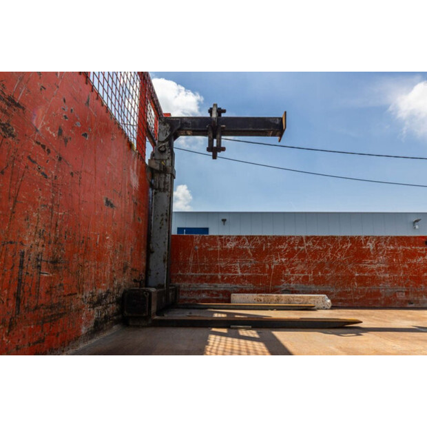 2014 رينو Lander 380-48216429