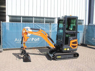 Image for 2026 Cougar XT-18U