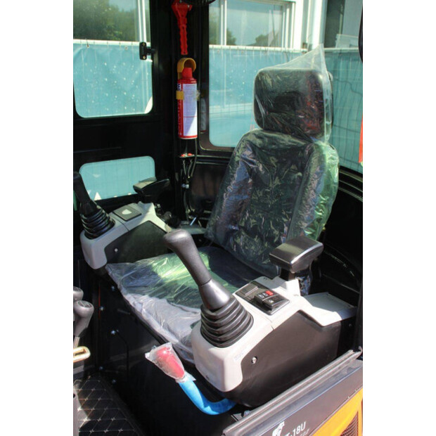 2026 Cougar XT-18U-48216845