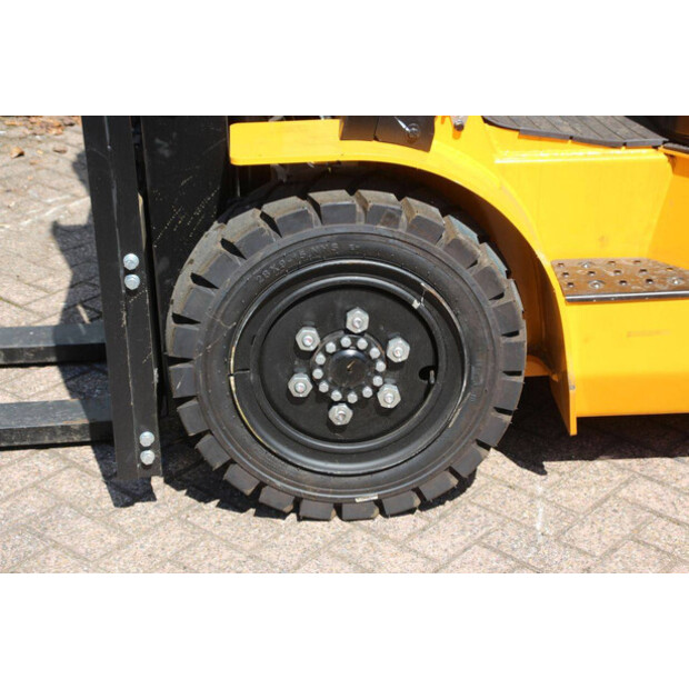 2025 JBG FD-32S-48217103